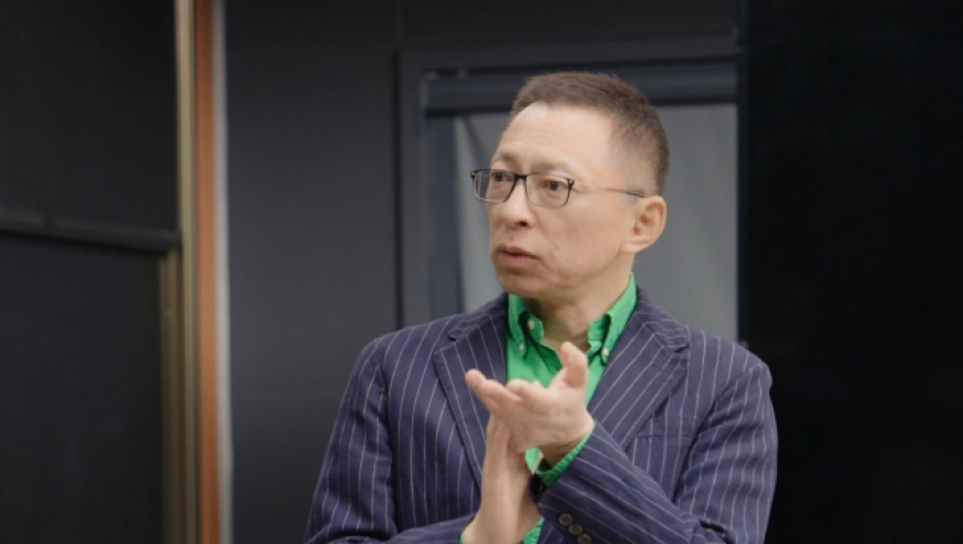 甲亢哥在重庆空中连廊秀经典后空翻,澳门今晚上开的什么特马9点半,前瞻性战略落实探讨_免费版V10.81